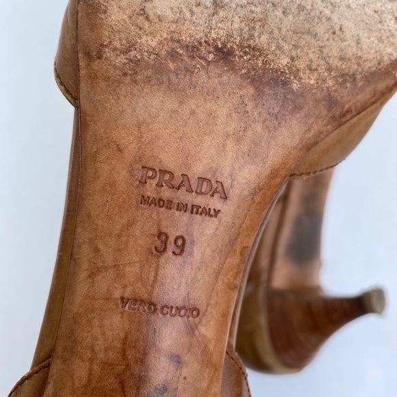 Prada kitten heels - Picture 3 of 11